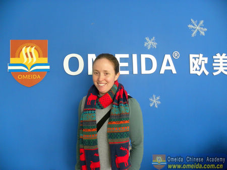 Welcome Mary from America to study at Omeida!