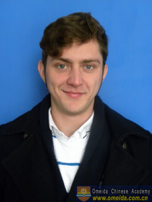 Congratulations to Dimitri on completing Comprehensive Chinese Course!