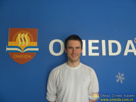 Welcome Mckinley from the US to study at Omeida!