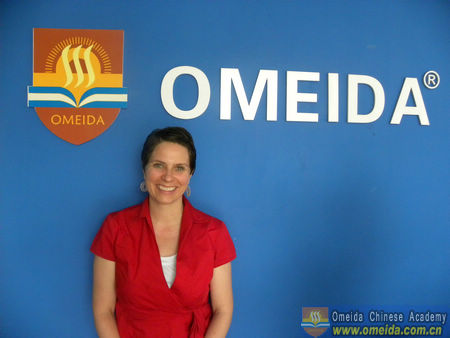 Welcome Jenny from the U.S. to Study at Omeida!
