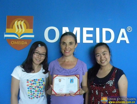 Congratulations to Susana on Completing Her Comprehensive Chinese Course!