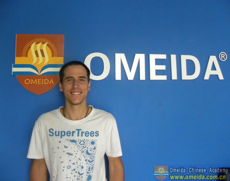 Welcome Alex from Spain to Study at Omeida!