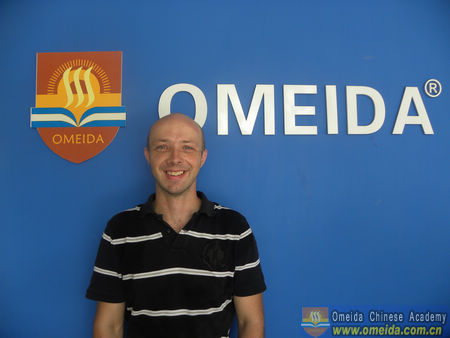 Welcome Richard from the U.K. to Study at Omeida!