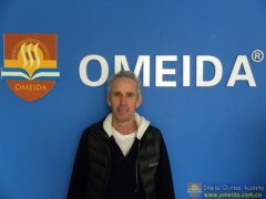 Welcome Michael from America to study at Omeida!