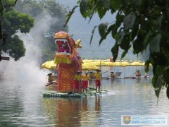 Saturday outing-The first bamboo rafting festival in Yangshuo