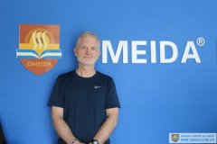 Welcome to Ted from the USA to study at Omeida