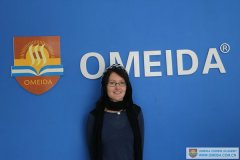 Welcome to Alice from Australia to study at Omeida