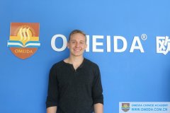 Welcome Jacob from America to study at Omeida!